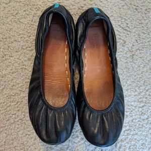 Black matte Tieks, size 8